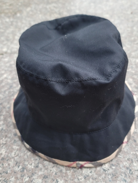 Burberry London bucket hat